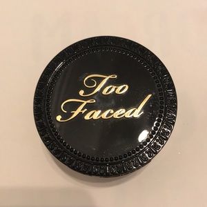 Too Faced Born this Way setting powder